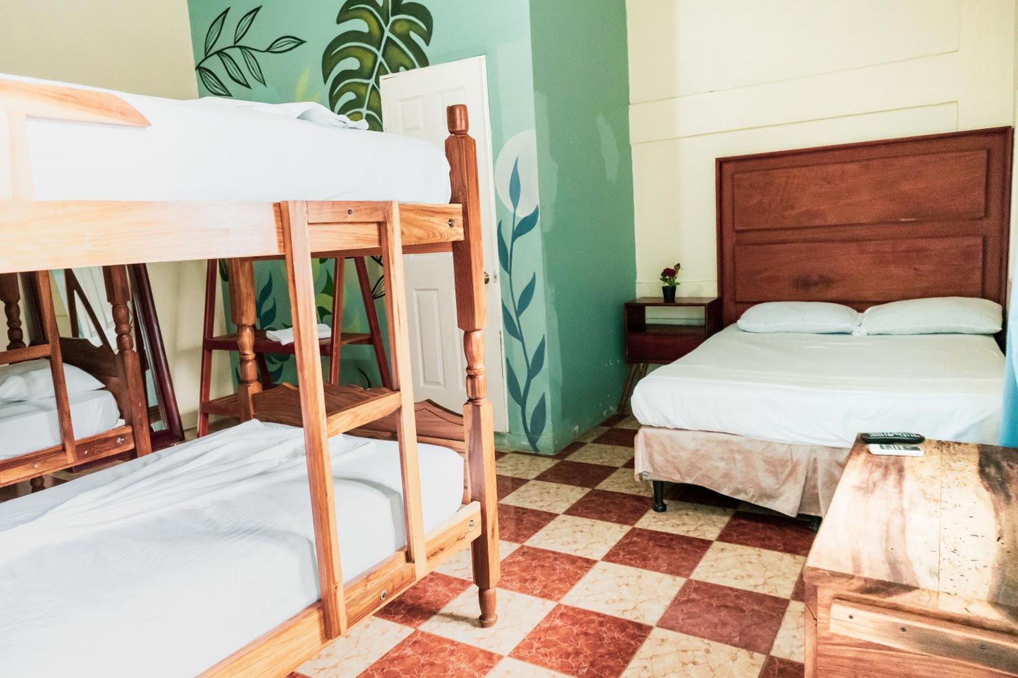 Hostal Eden Moyogalpa Ngoại thất bức ảnh
