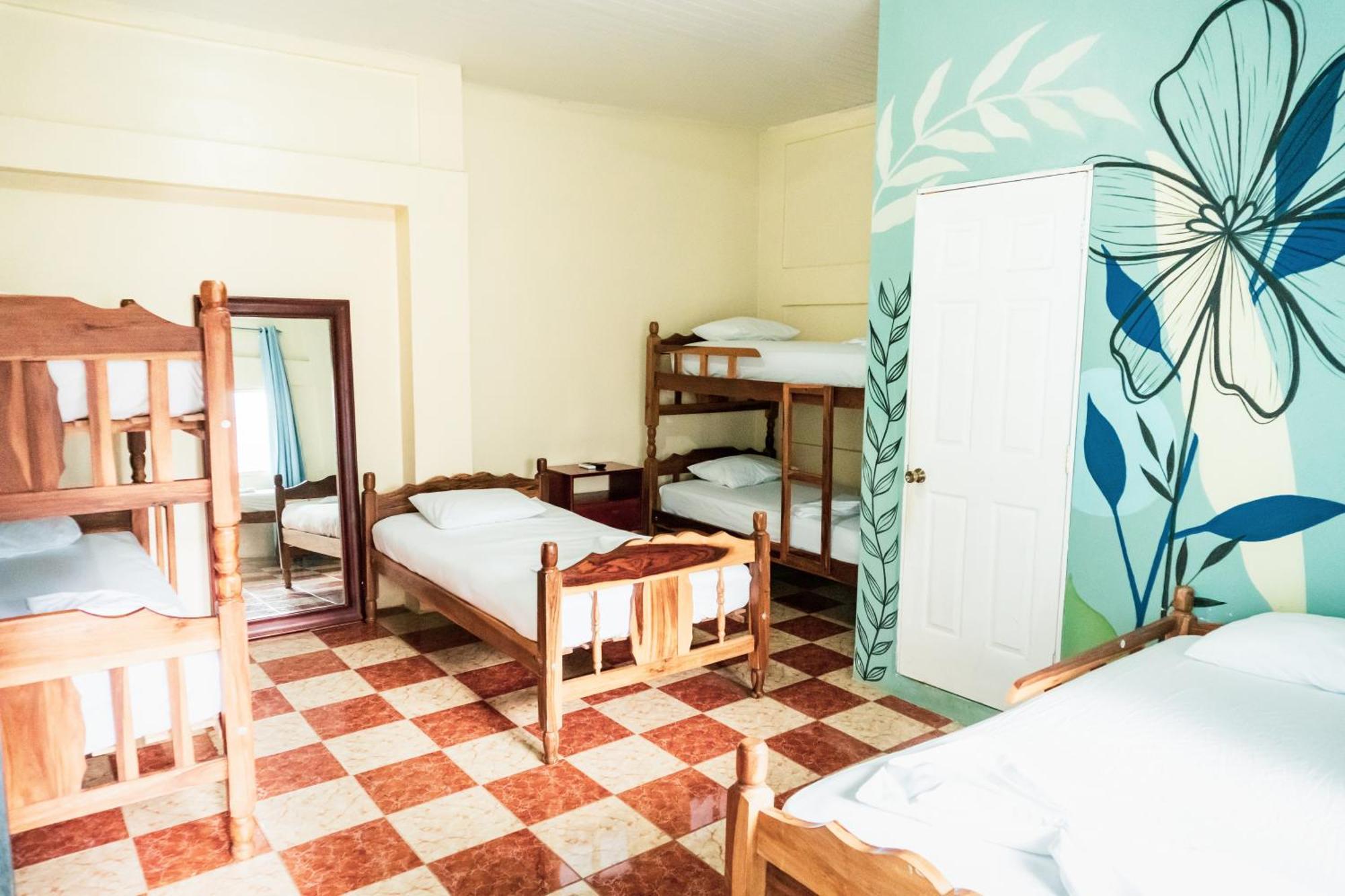 Hostal Eden Moyogalpa Ngoại thất bức ảnh