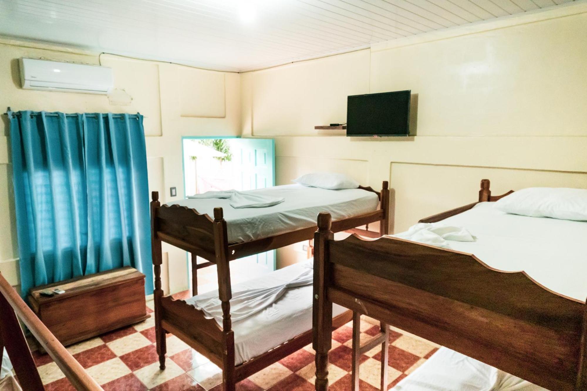 Hostal Eden Moyogalpa Ngoại thất bức ảnh