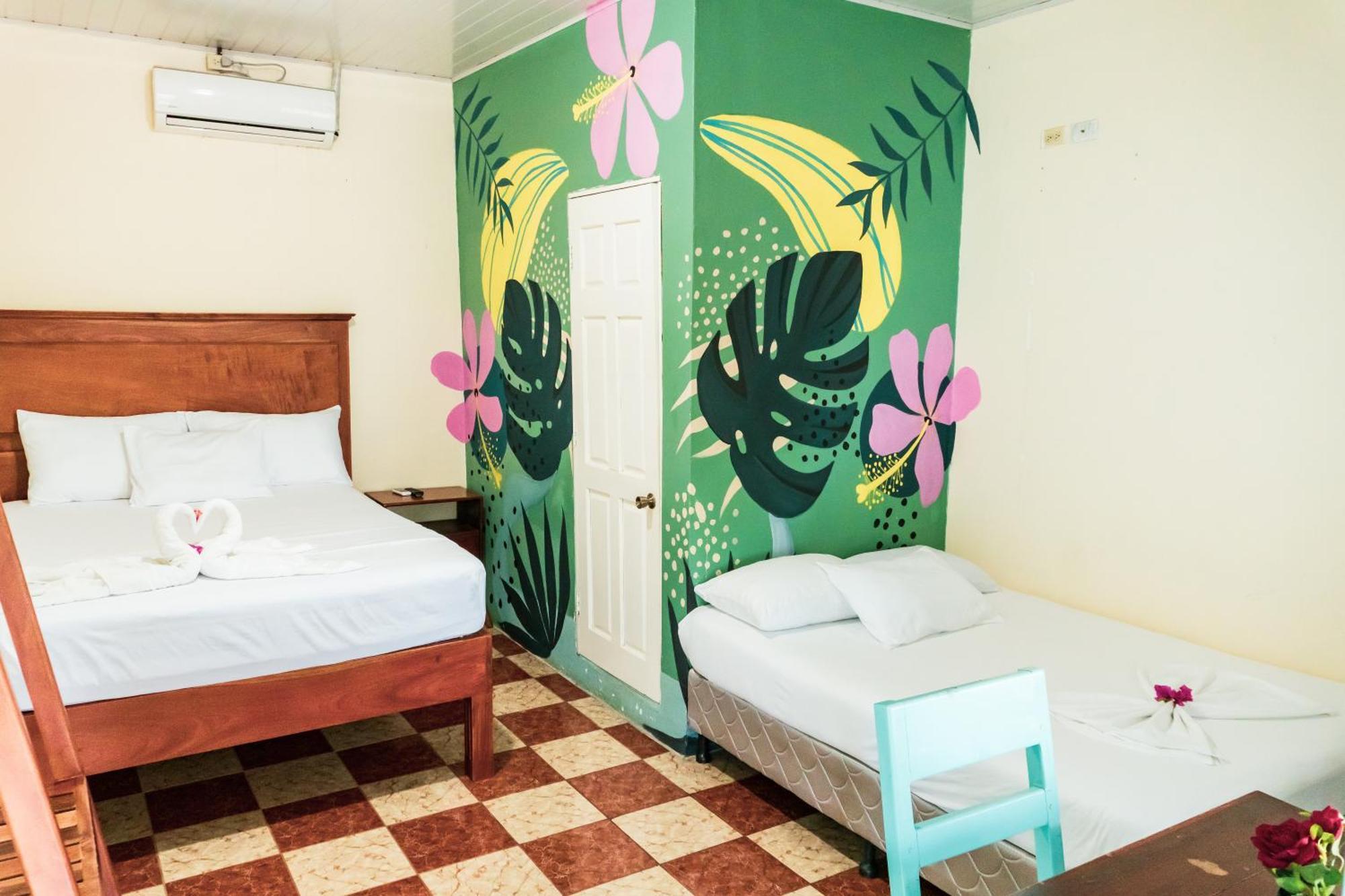 Hostal Eden Moyogalpa Ngoại thất bức ảnh