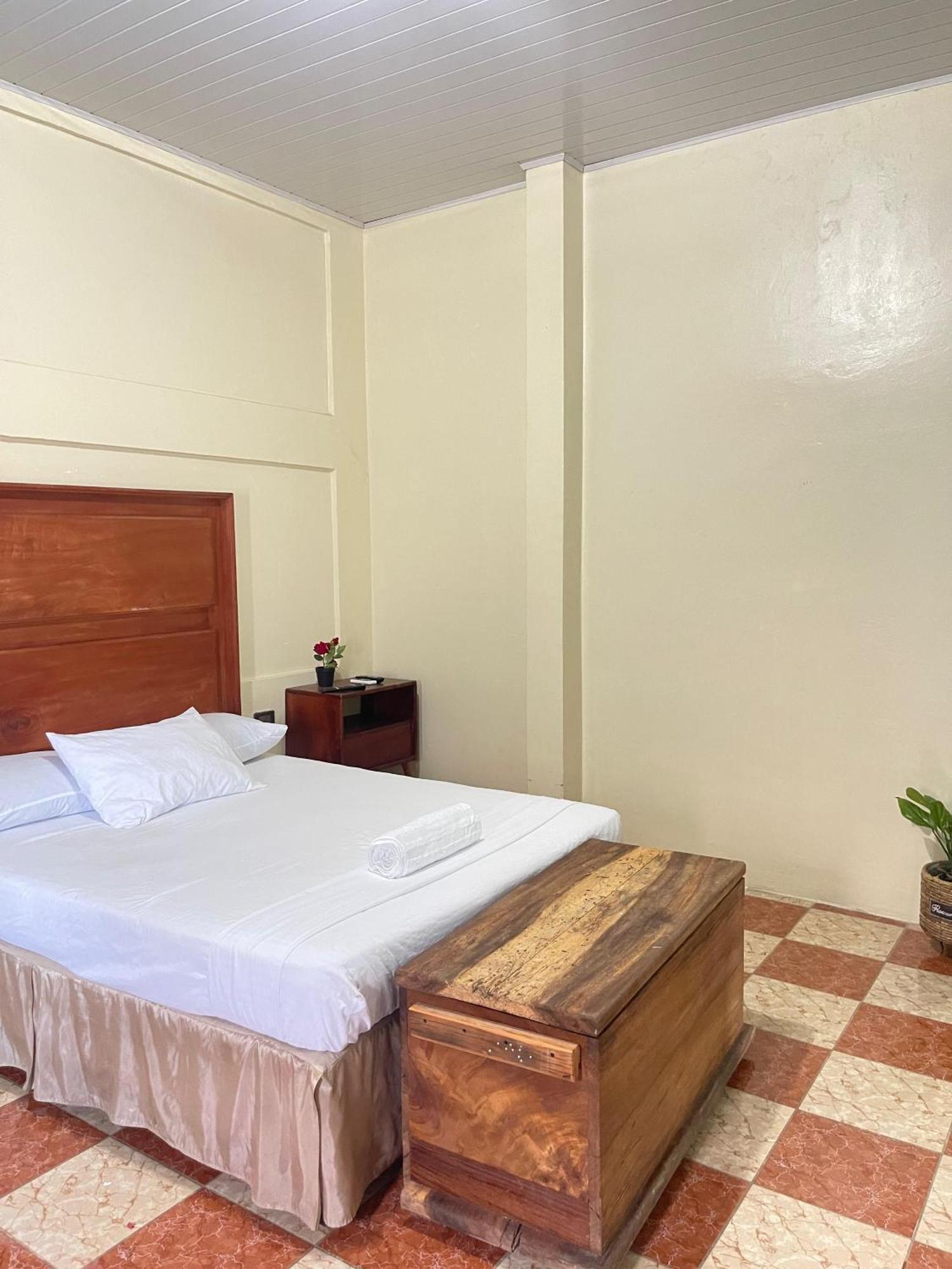 Hostal Eden Moyogalpa Ngoại thất bức ảnh